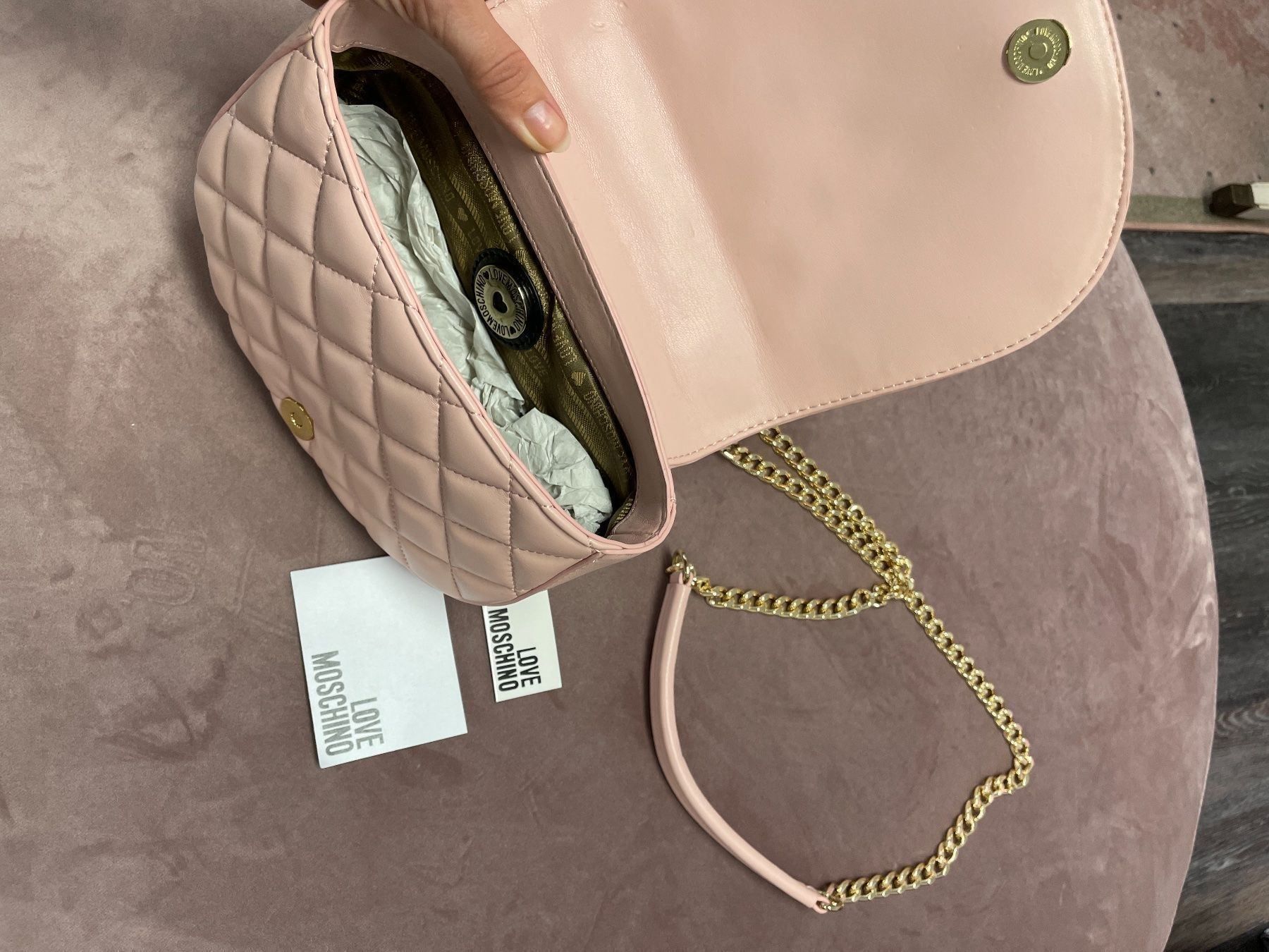 Moschino Sacs femmes: Moschino – Neuf (Voir description) à Märstetten par Lizzy9207 1