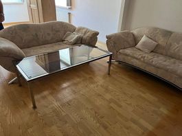 zwei gleiche 3-er Sofa je 2.00 Meter