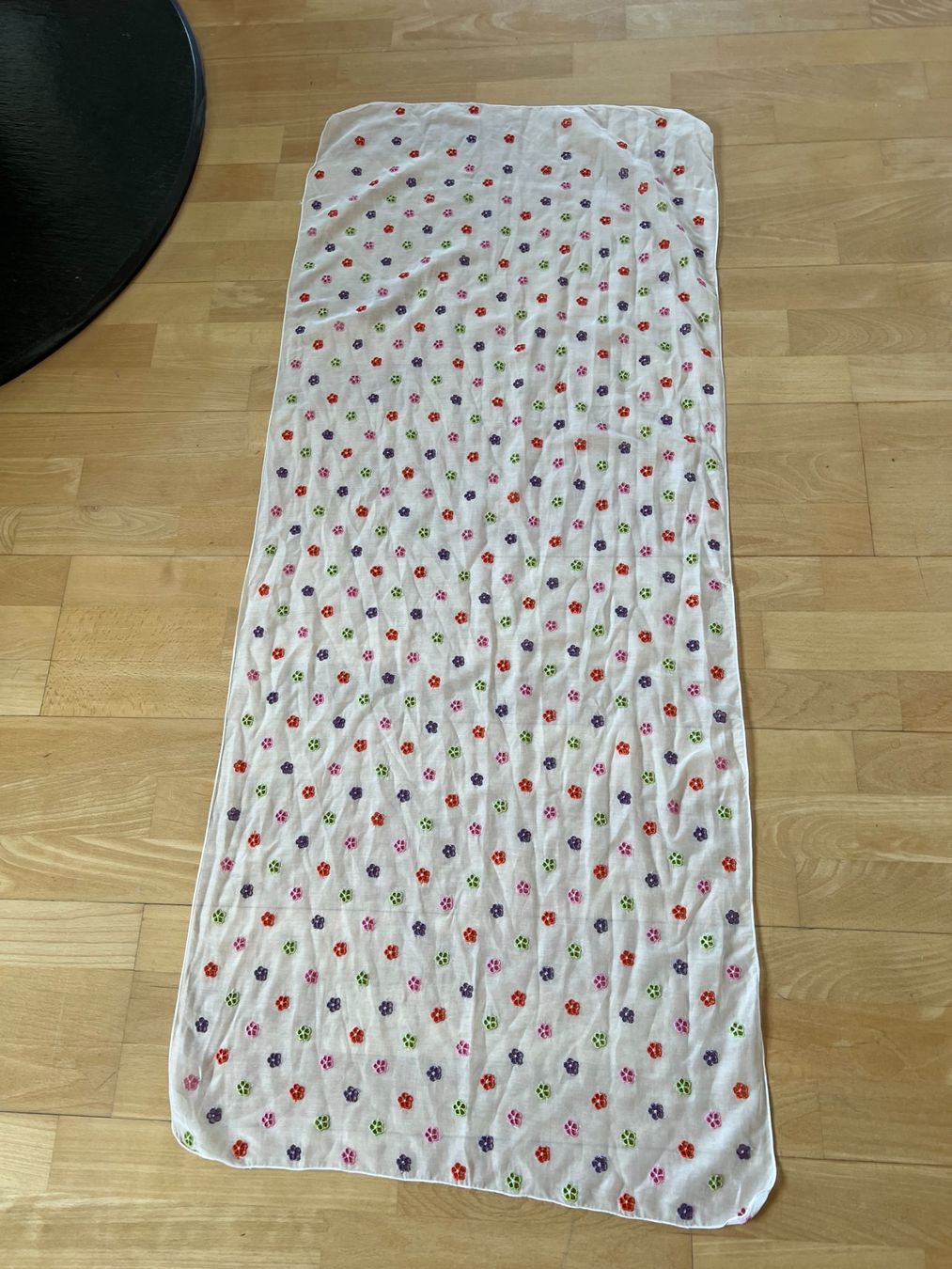 Colora Foulard & Sciarpe: Colora Schal, Weiss mit Blümchen, 23% Seide, NEU – Nuovo (secondo la descrizione) da Worb venduto da farben20zauber 2