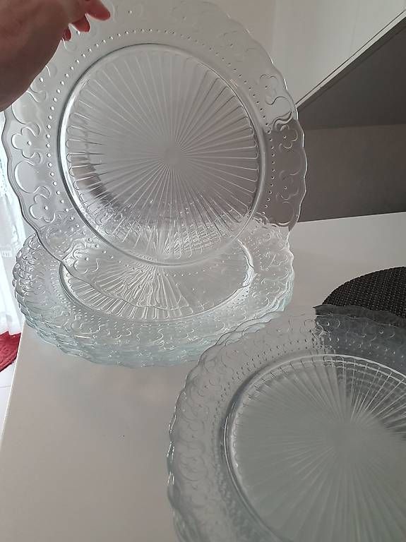 Set di piatti: Lot vaisselle 18 pièces  – Usato da Chavornay venduto da er_yy7k 3