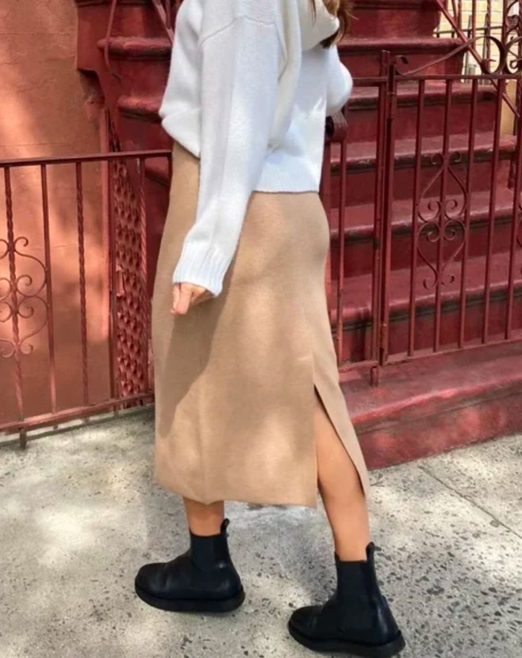 Gonne: Aritzia Babaton wool knitted skirt – Nuovo (secondo la descrizione) da Altendorf venduto da jak_lkk8 3