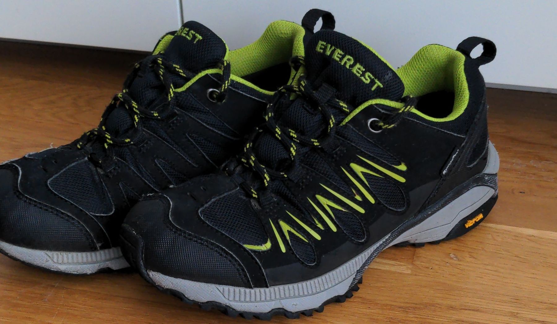 Everest Herrenschuhe: Everest Trekkingschuhe Gr. 36 – Gebraucht aus Sutz von Rawypp