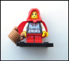 LEGO Minifigur "mit rotem Cape"  1 Figur aus  Serie 7
