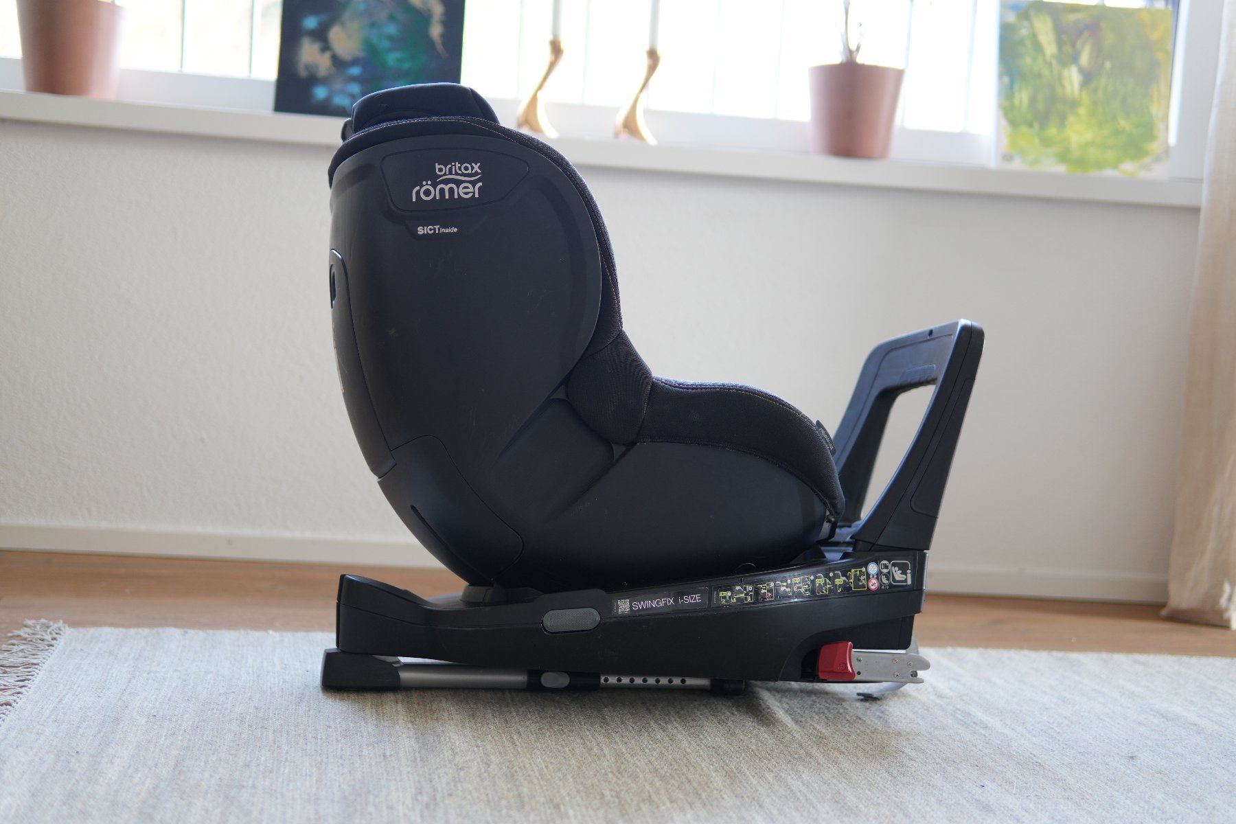 Britax Römer Seggiolini per auto: Britax Römer Swingfix M i-size – Usato da Richterswil venduto da Honzour 1