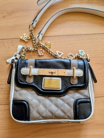 Guess Handtasche