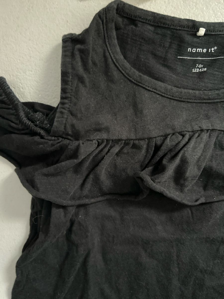 Camicette, T-shirt & Top: T-Shirt Gr 122/128 – Usato da Lostorf venduto da Venice16 3