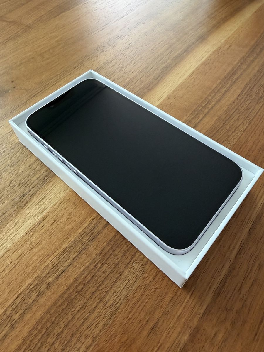 Apple Handys / Smartphones: iPhone 14 lila ohne Gebrauchsspuren – Gebraucht aus Sarnen von Kontrasvega 4