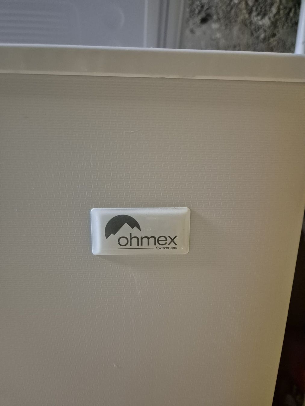 Gefrierschrank: Gefriertruhe Ohmex A+ 98L – Gebraucht aus Saland von Rose0109 2