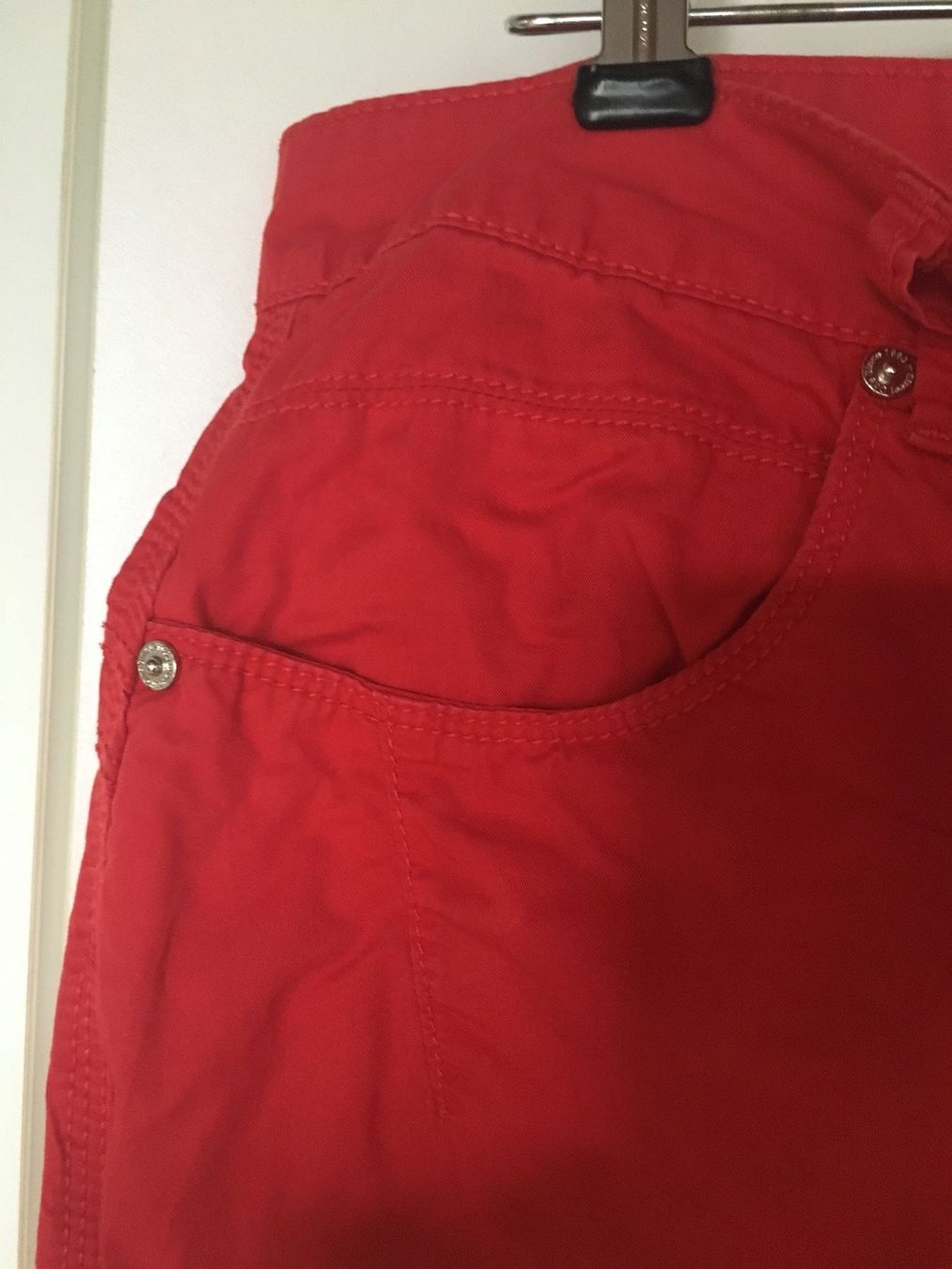 Pantaloni: Sommerhose,Gr.42,rot,Street One – Usato da Arni AG venduto da Mimo007 4