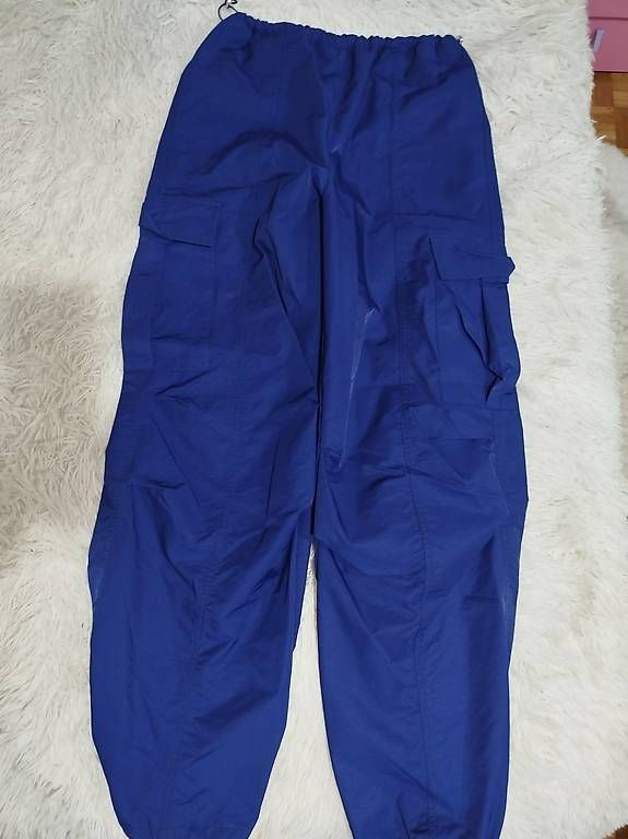 Hosen: Cargo parachute blu notte – Gebraucht aus Chiasso von CarmeloNicotra