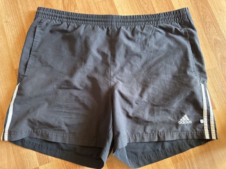 Adidas Shorts, einf. Bundweite 50 cm