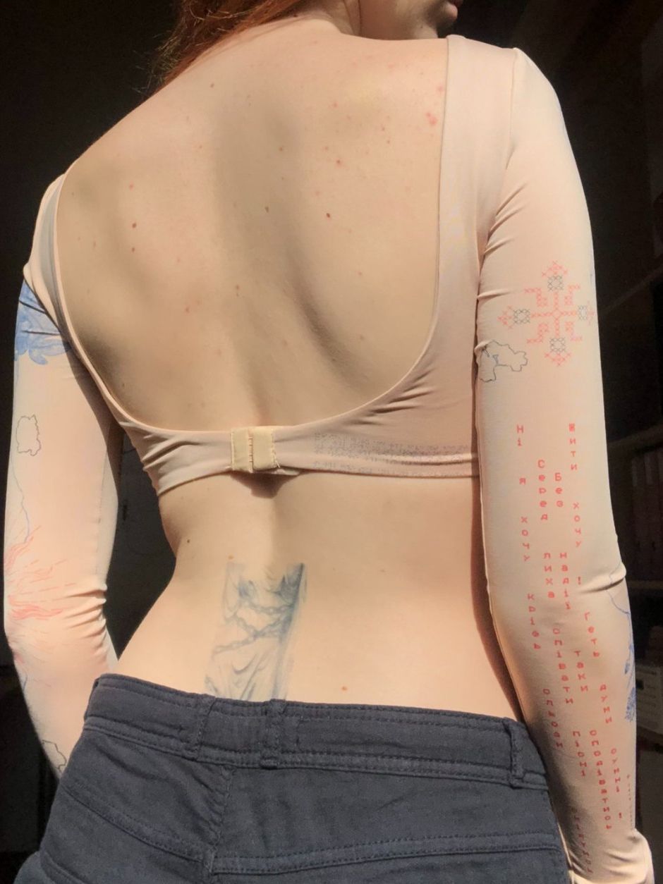 Top: Haut style tattoos – Nuovo (secondo la descrizione) da Bulle venduto da sop_ct6x 1