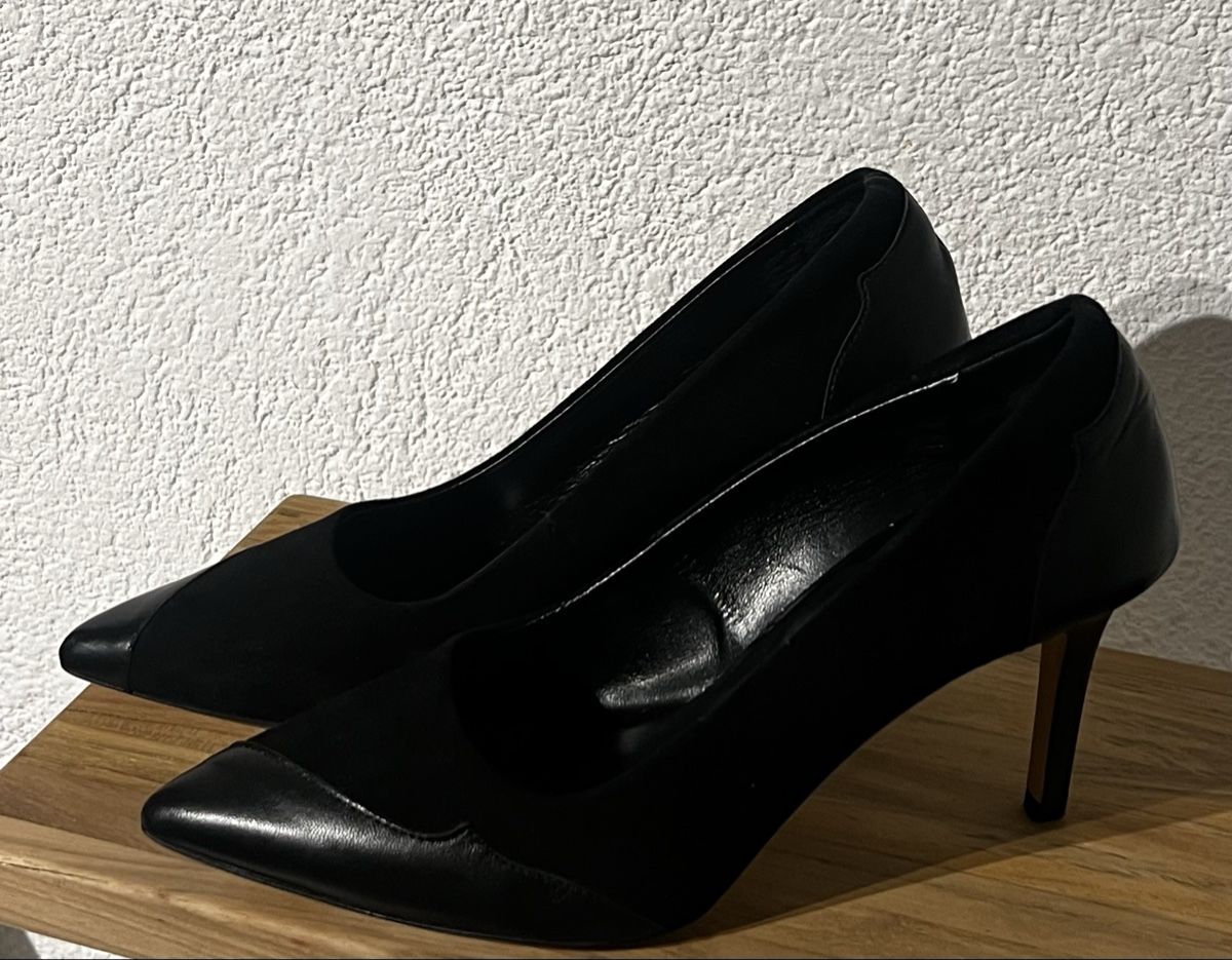 Claudie Pierlot Scarpe da donna: Escarpins Claudie Pierlot – Usato da St-Pierre-Clages venduto da ste_xk6p 1