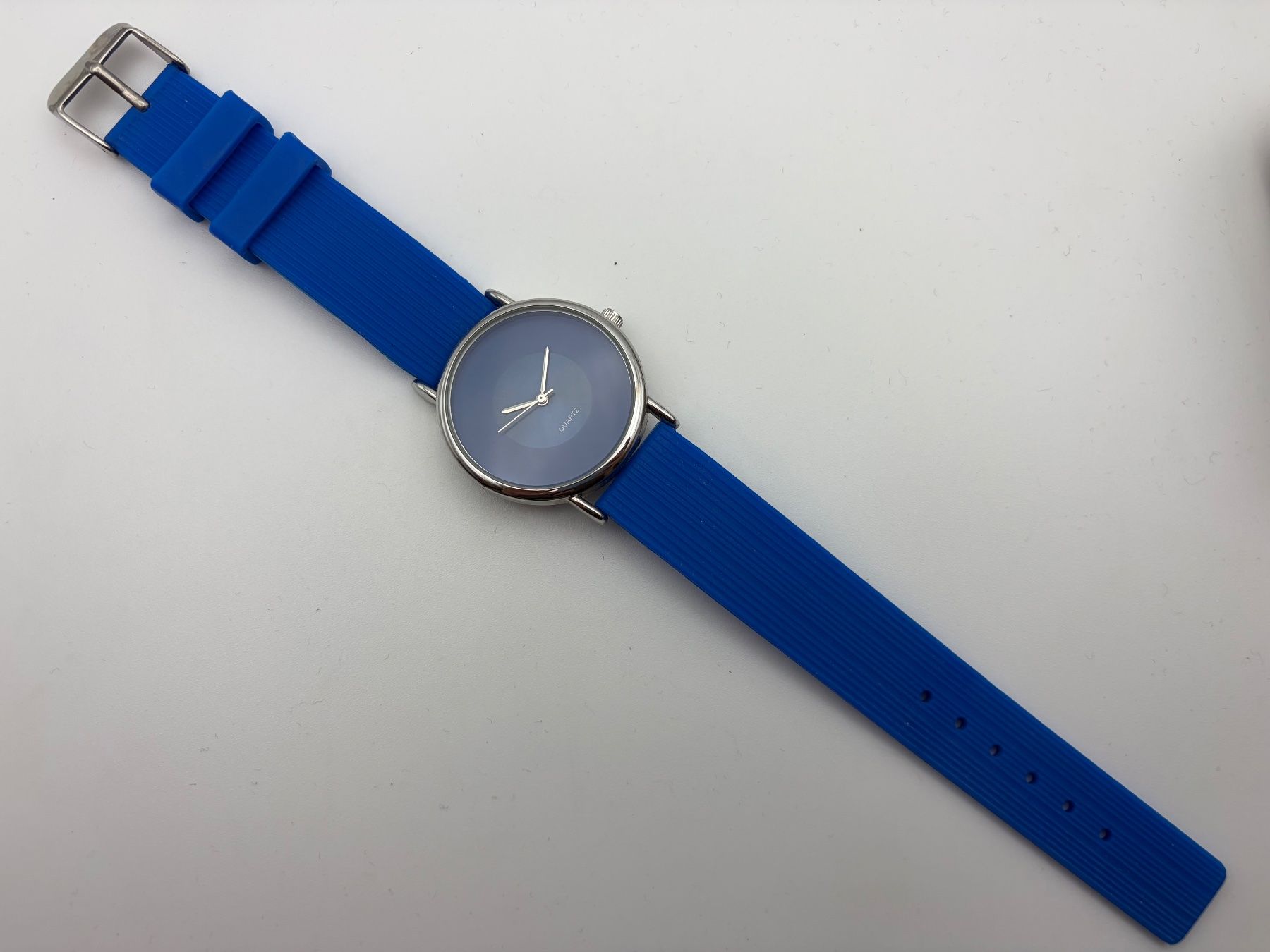 Montres: Quarz Armbanduhr – D'occasion à Unterentfelden par JG2026 1