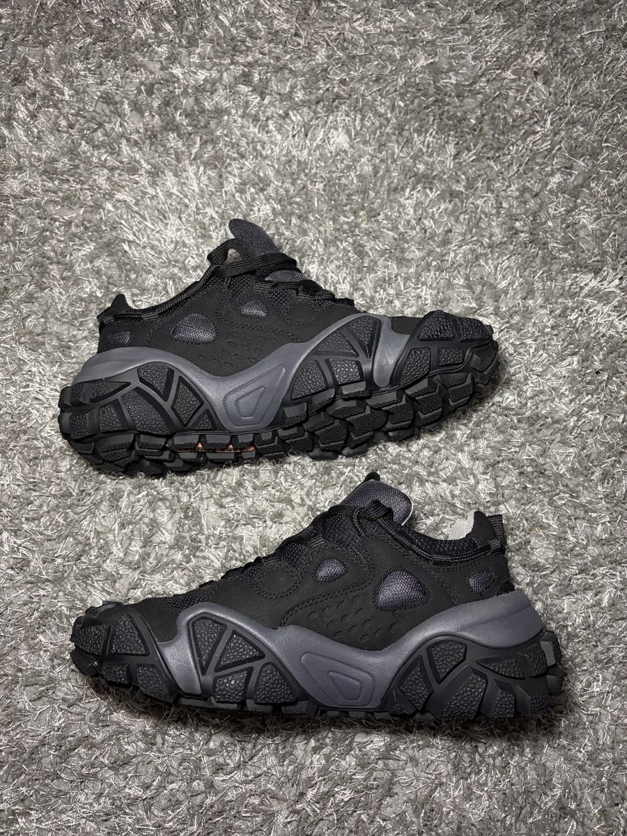 Acne Studios Scarpe da donna: Acne Studios Black Sneakers Size 38  – Nuovo (secondo la descrizione) da Brislach venduto da edu_t6pq 2