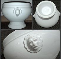 Antike Suppen-Schüssel / Porzellan