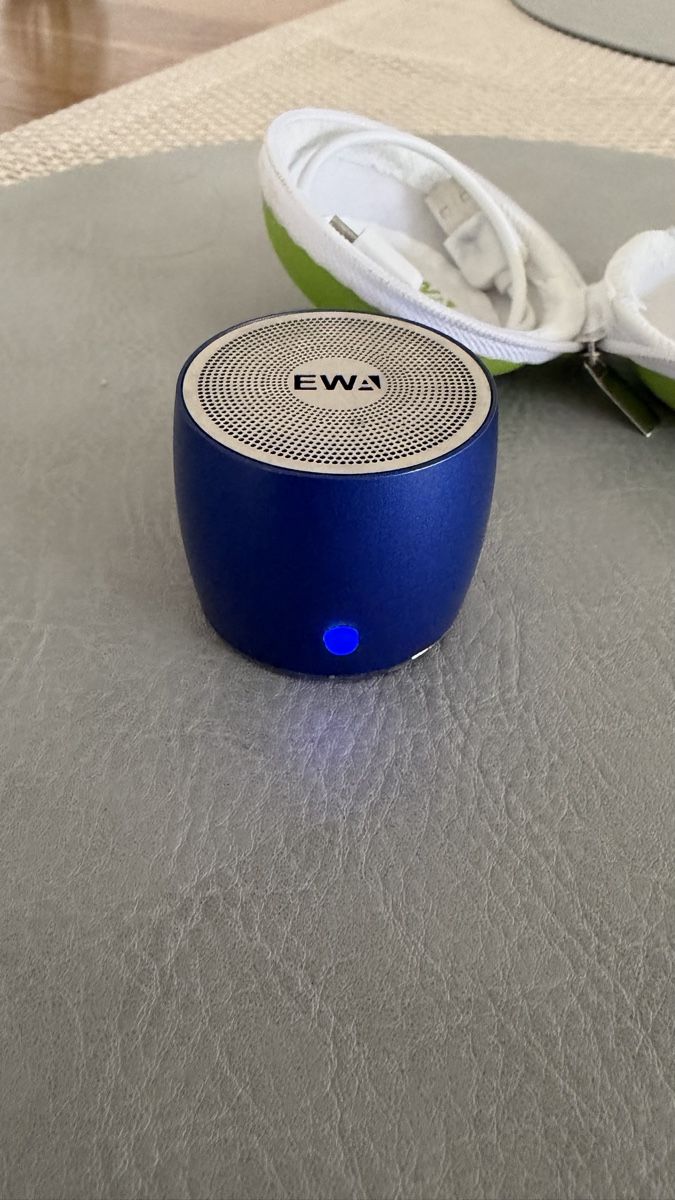 Haut-parleurs: Bluetooth-Lautsprecher – D'occasion à Zürich par Insel8 1