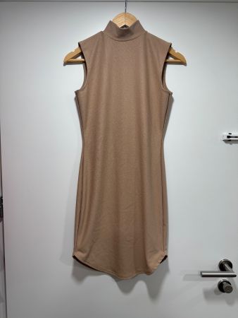 MISSGUIDED beiges Kleid, figurbetonend Grösse 36/38