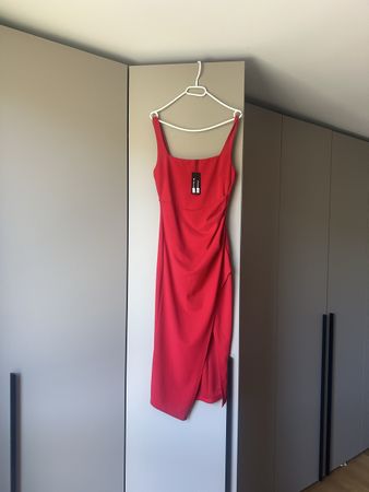 Rotes Cockatilkleid NEU!!!