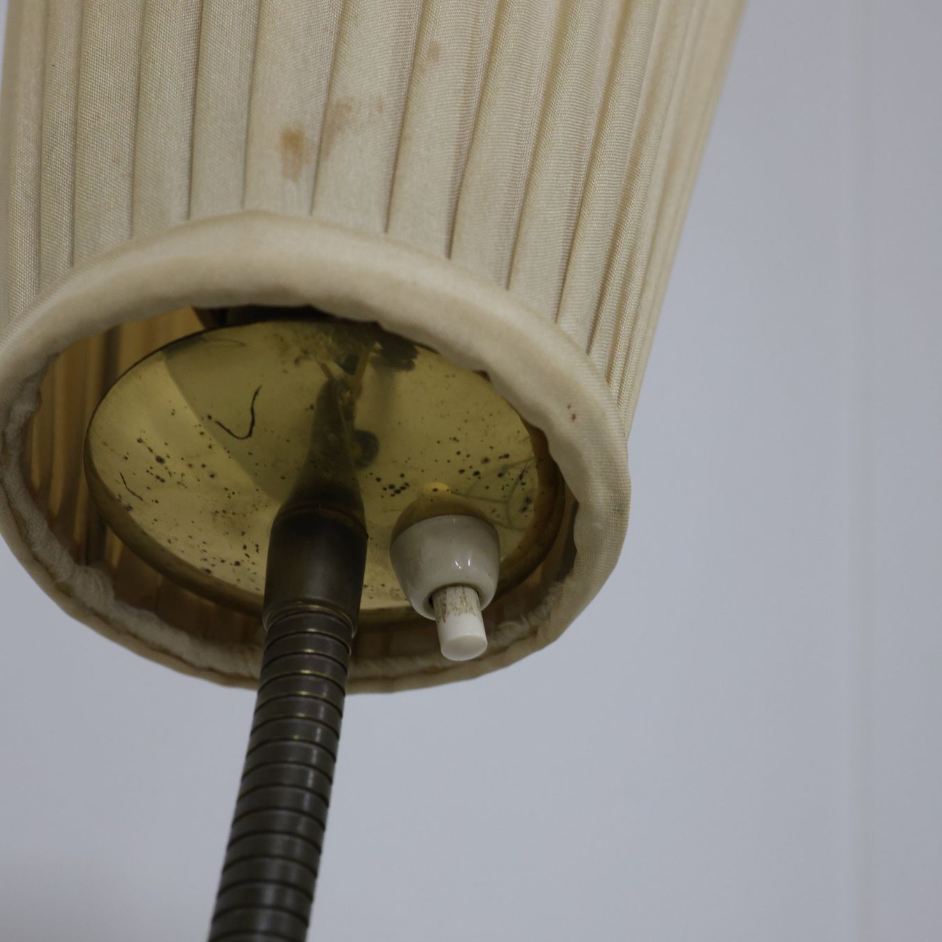 Lampade: Dreiflammige Vintage-Stehlampe – Usato da Volketswil venduto da brockipfannenstil 5
