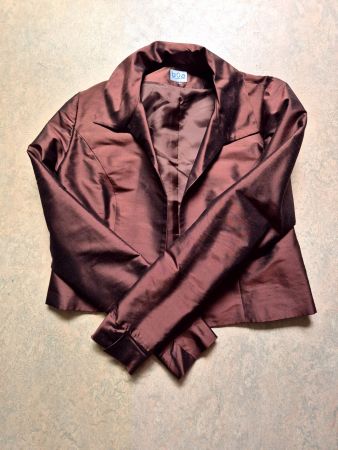 JACKE BOLERO BLAZER BOA COUTURE S M BRAUN SATIN SEIDIG TOP