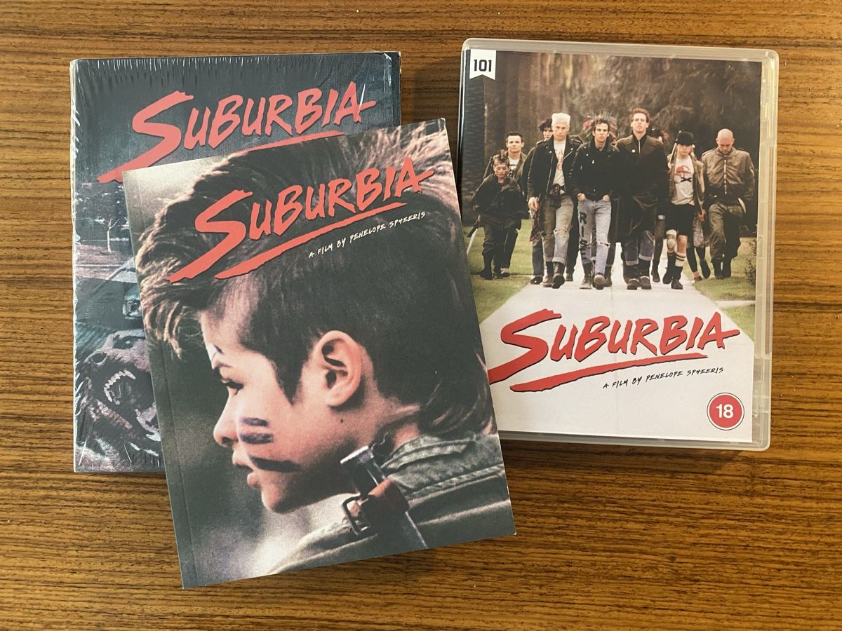 Tutti i DVDs: Blu-ray Suburbia Limited Edition  – Usato da Rüschlikon venduto da Granulat204 2