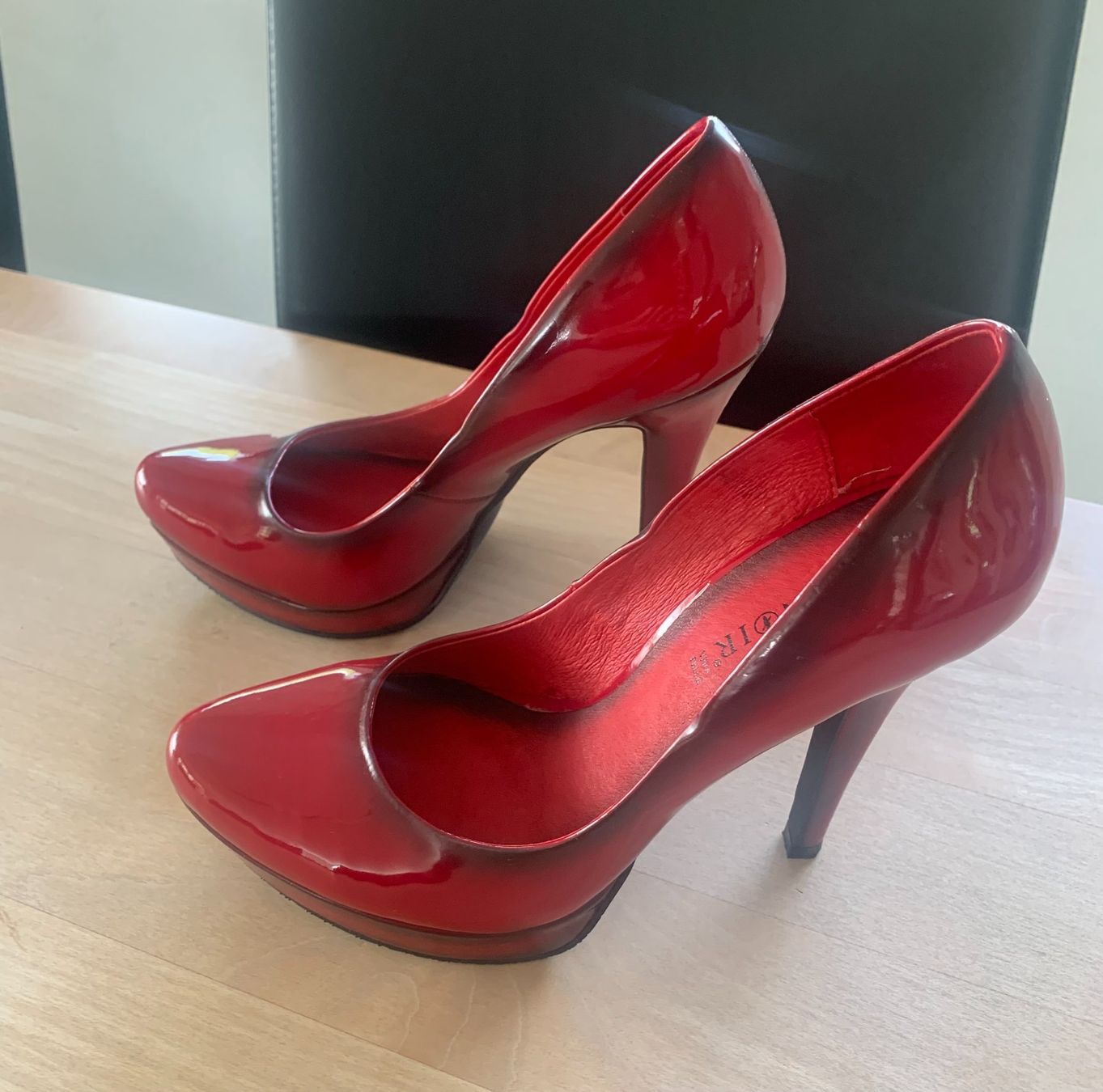 Scarpe da donna: Damen-Pumps rot Gr.40 – Nuovo (secondo la descrizione) da Azmoos venduto da Verwir64 1