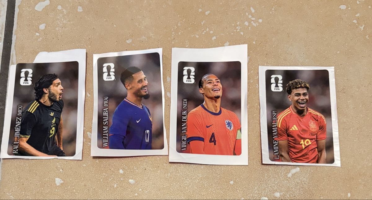 Panini Carte collezionabili: Diverse Coca-Cola Panini Sticker – Nuovo (secondo la descrizione) da Oberentfelden venduto da luvita