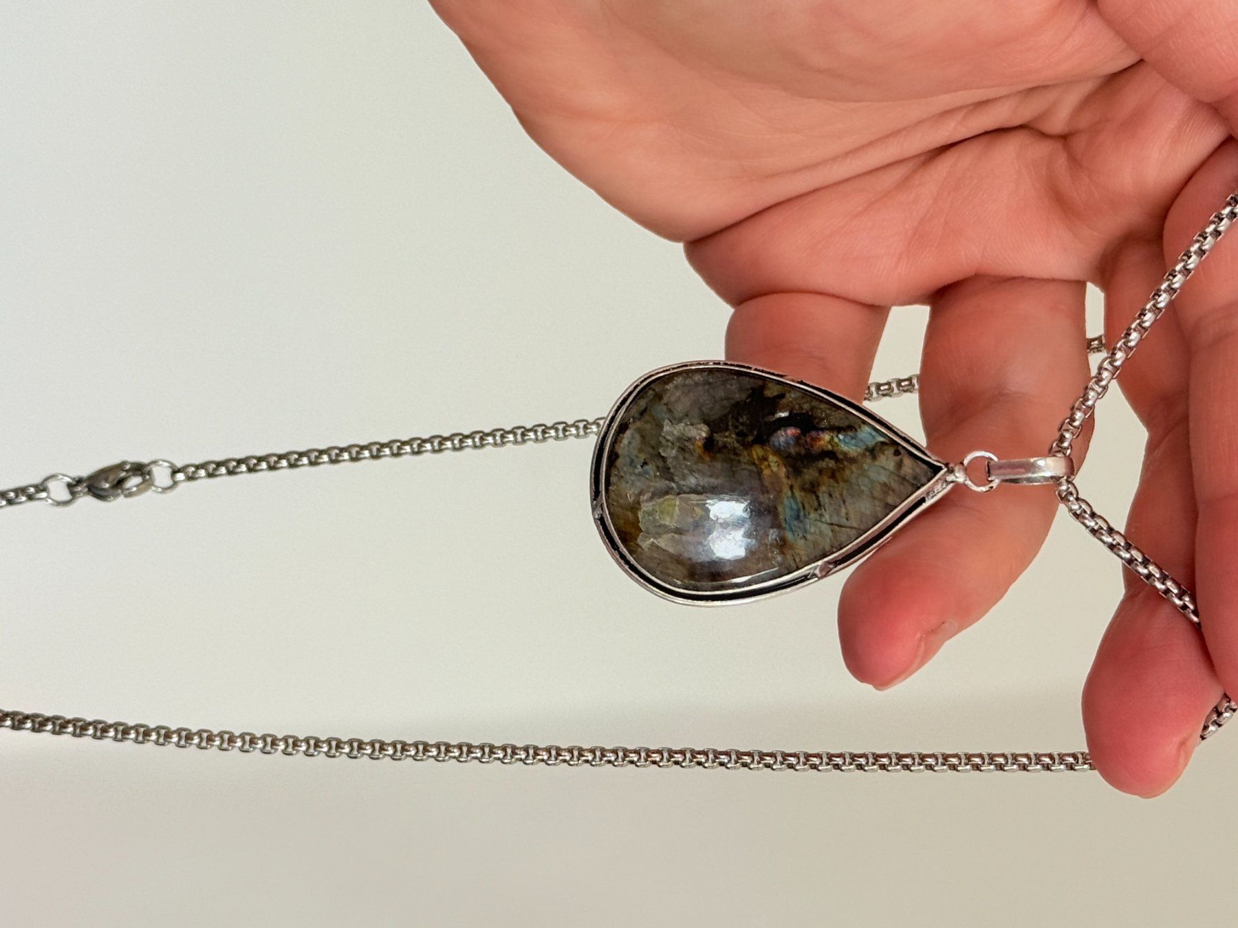 Catenine: Collier avec pendentif labradorite goutte – Nuovo e nell'imballaggio originale da Genève venduto da AWWA 6