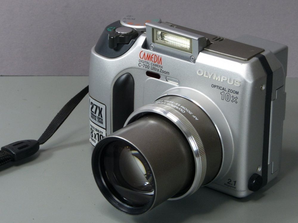 Olympus Camedia C700 Ultra Zoom Digital * Seltenheit Acheter sur Ricardo