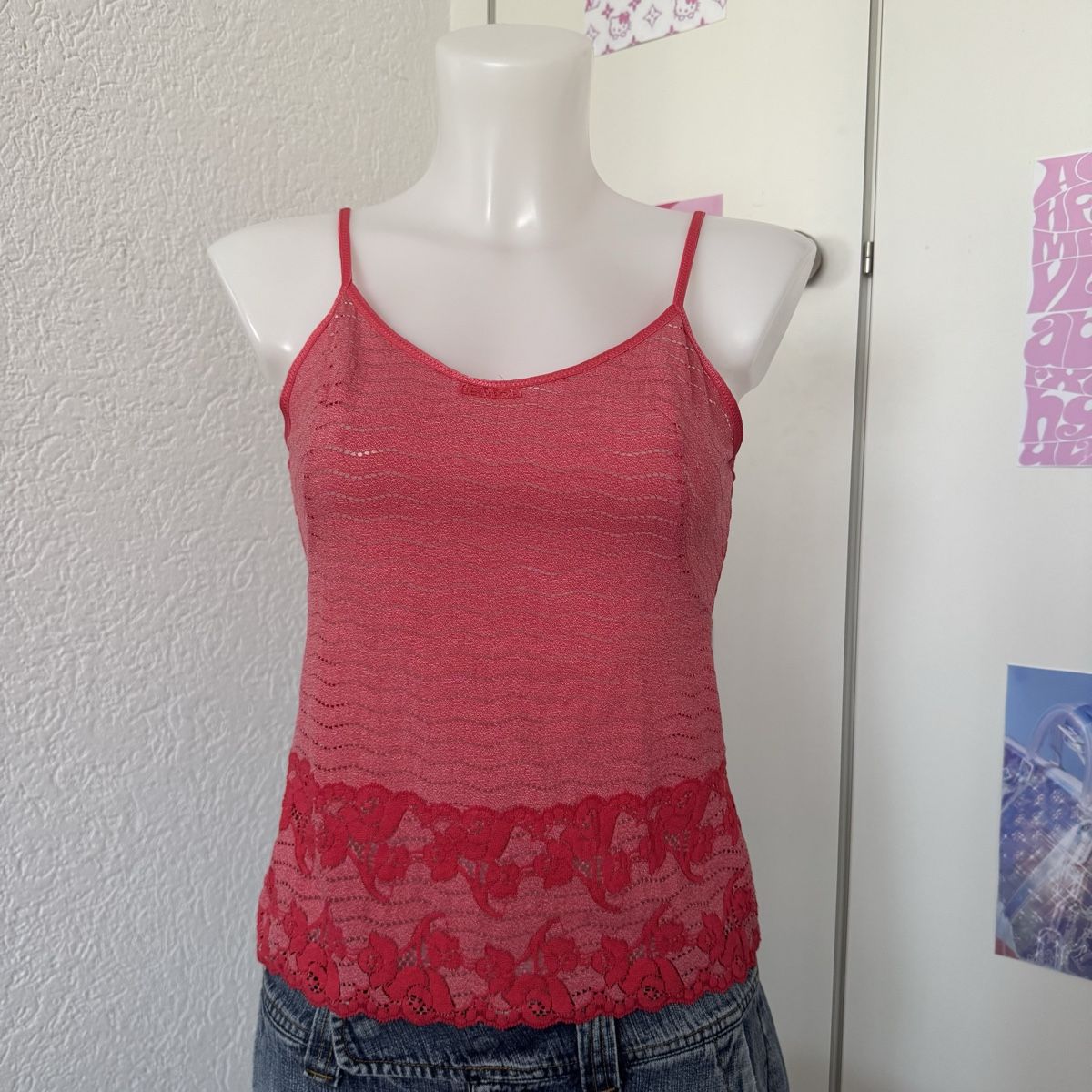 Top: Rotes Spitzentop von Revlon, Gr. M – Usato da Oberwil BL venduto da olibbg