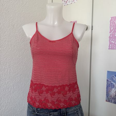 Rotes Spitzentop von Revlon, Gr. M