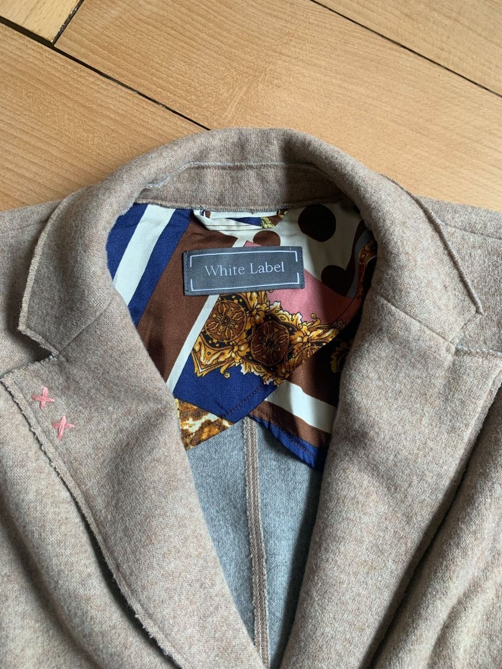 Giacche: WHITE LABEL - Blazer hellbraun 42 – Usato da Zürich venduto da Diazaio 3