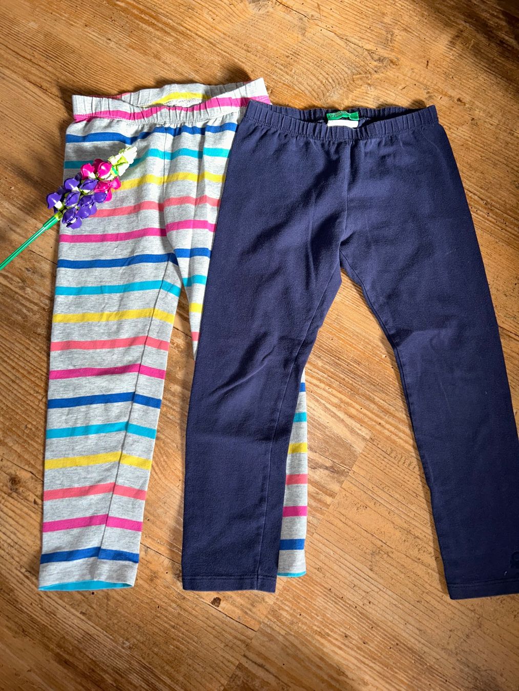 Collants & Leggings: 2x Leggings 104/110 – D'occasion à Safenwil par 2hand_aber_wertvoll