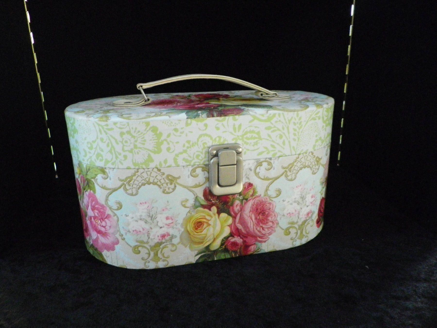 Valises de voyage: Koffer für Schmuck, Nähzeug .... ect. – D'occasion à Reinach BL par Annodomini 2