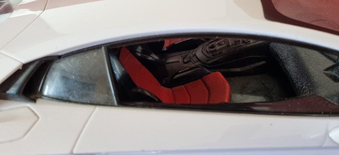Lamborghini Modellini d'auto: Lamborghini Aventador 46 cm – Usato da Tolochenaz venduto da nieeva 4