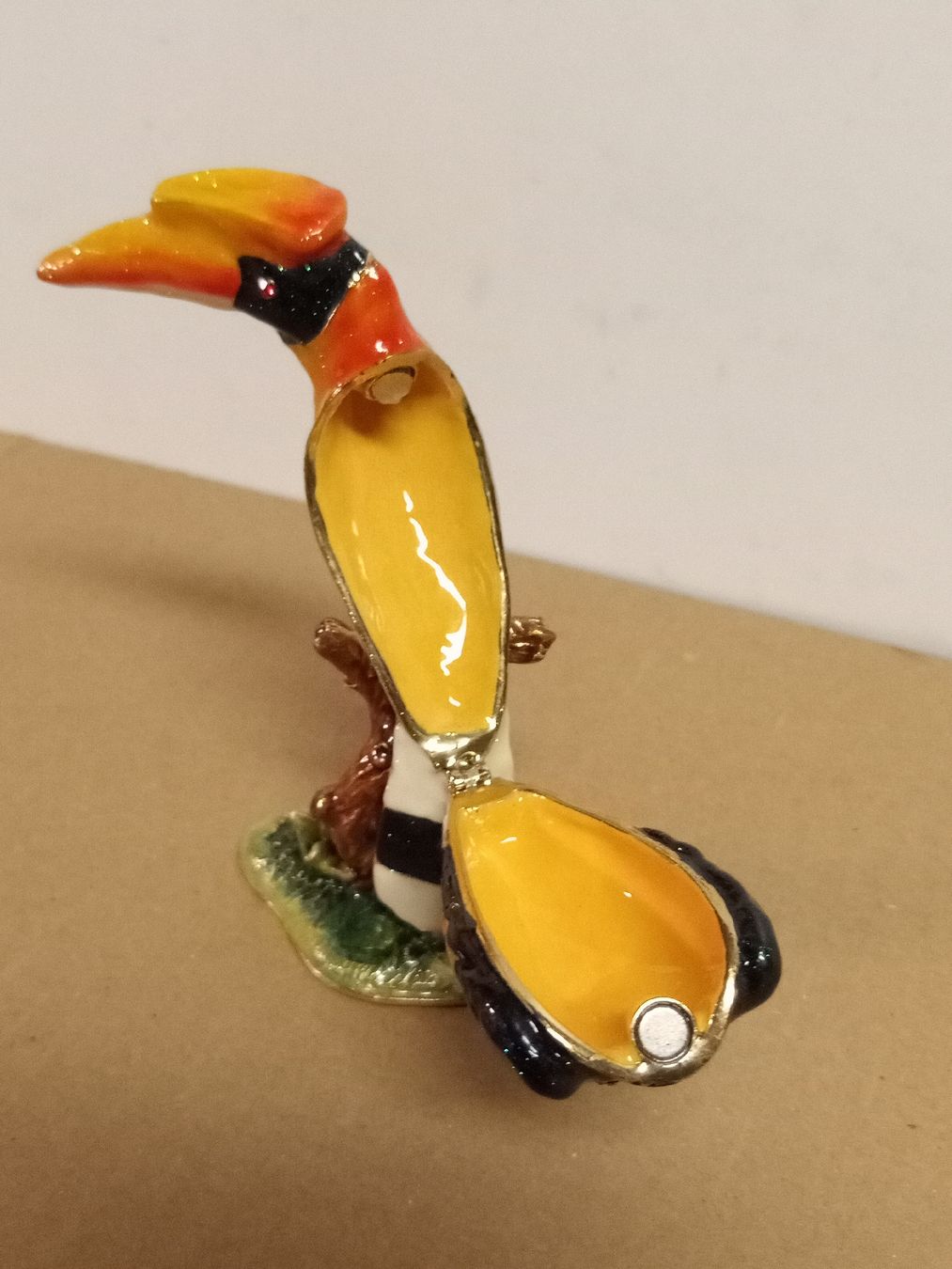 Statuette: TUKAN SCHMUCK DOSE – Usato da basel venduto da markusb07 3
