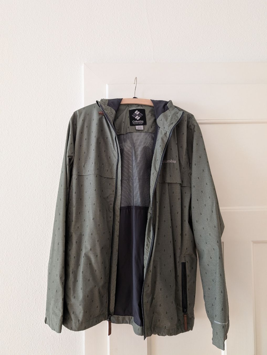 Columbia Giacche: Columbia Rain Jacket - Size M – Usato da Zürich venduto da lolo_rvz