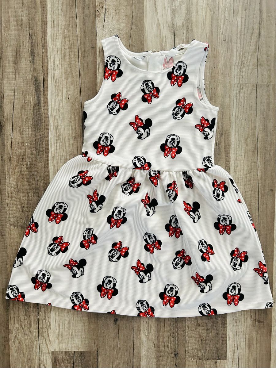 Kleider & Röcke: Mädchen Kleid mit Minnie Mouse Muster, Grösse 110 – Gebraucht aus Obfelden von JackyRot