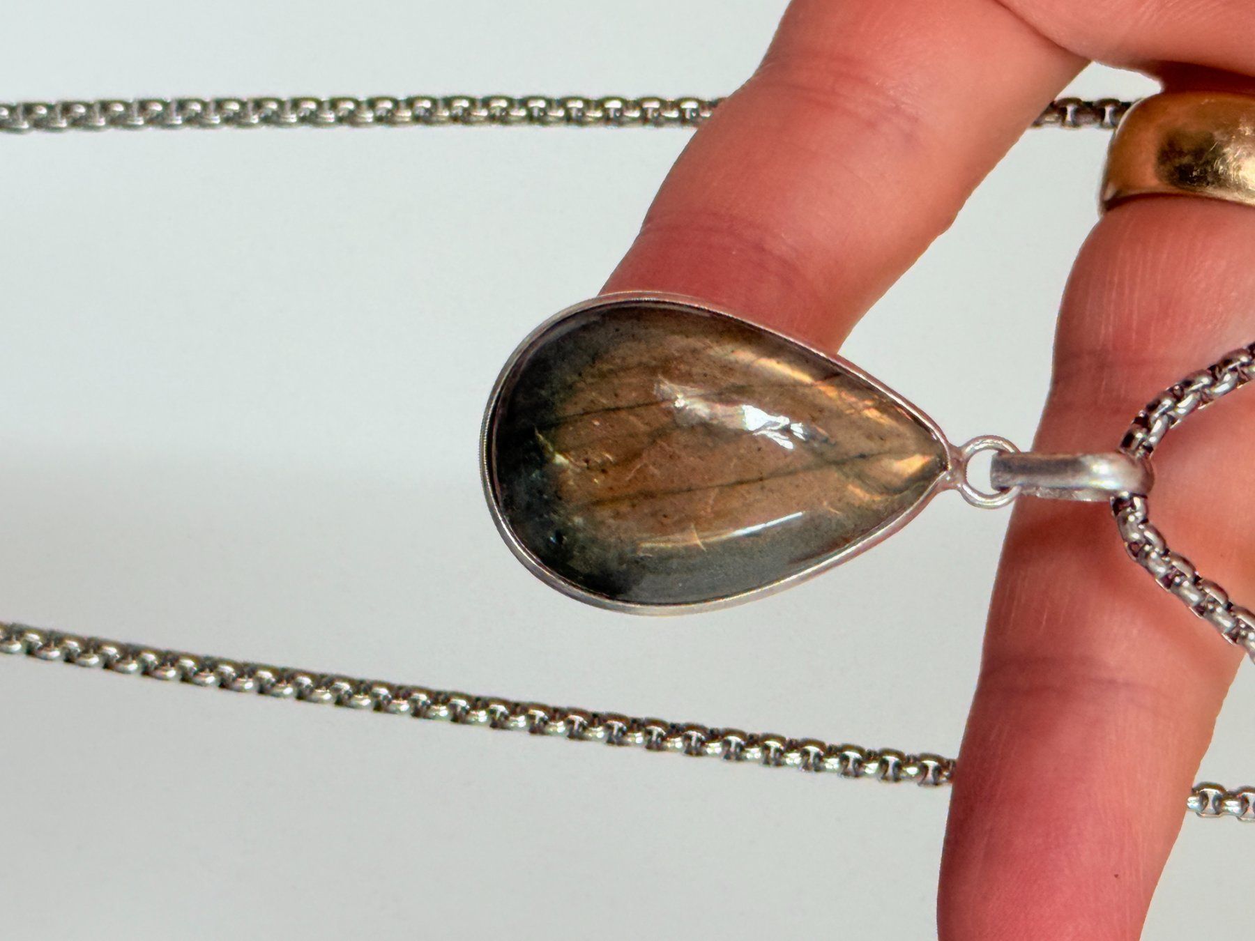 Colliers: Collier avec Labradorite – Neuf avec emballage d'origine à Genève par AWWA 3