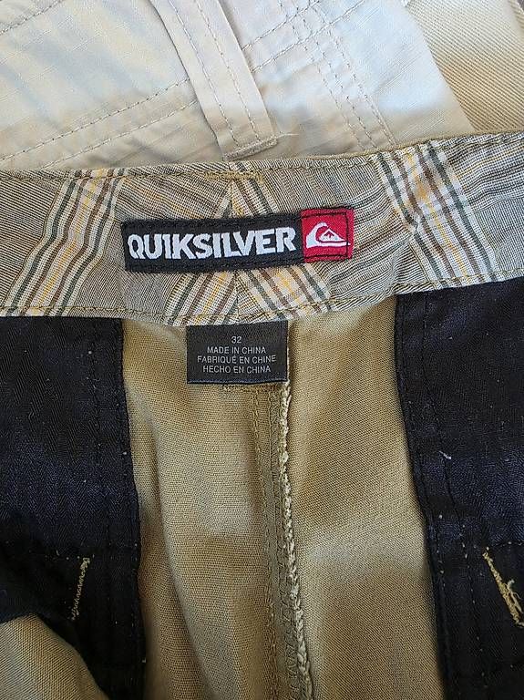 Quiksilver Pantaloni: 5x pantaloncini Quicksilver (32) – Usato da Locarno venduto da ran_c5zb 1