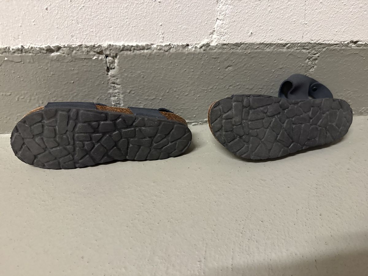 Chaussures garçon: Kinder Sandalen Grösse 32 – D'occasion à Zürich par zd_1965 4