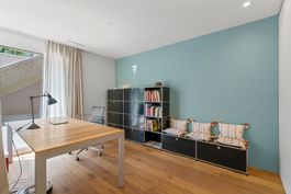 USM Haller in schwarz normale Gebrauchtspuren