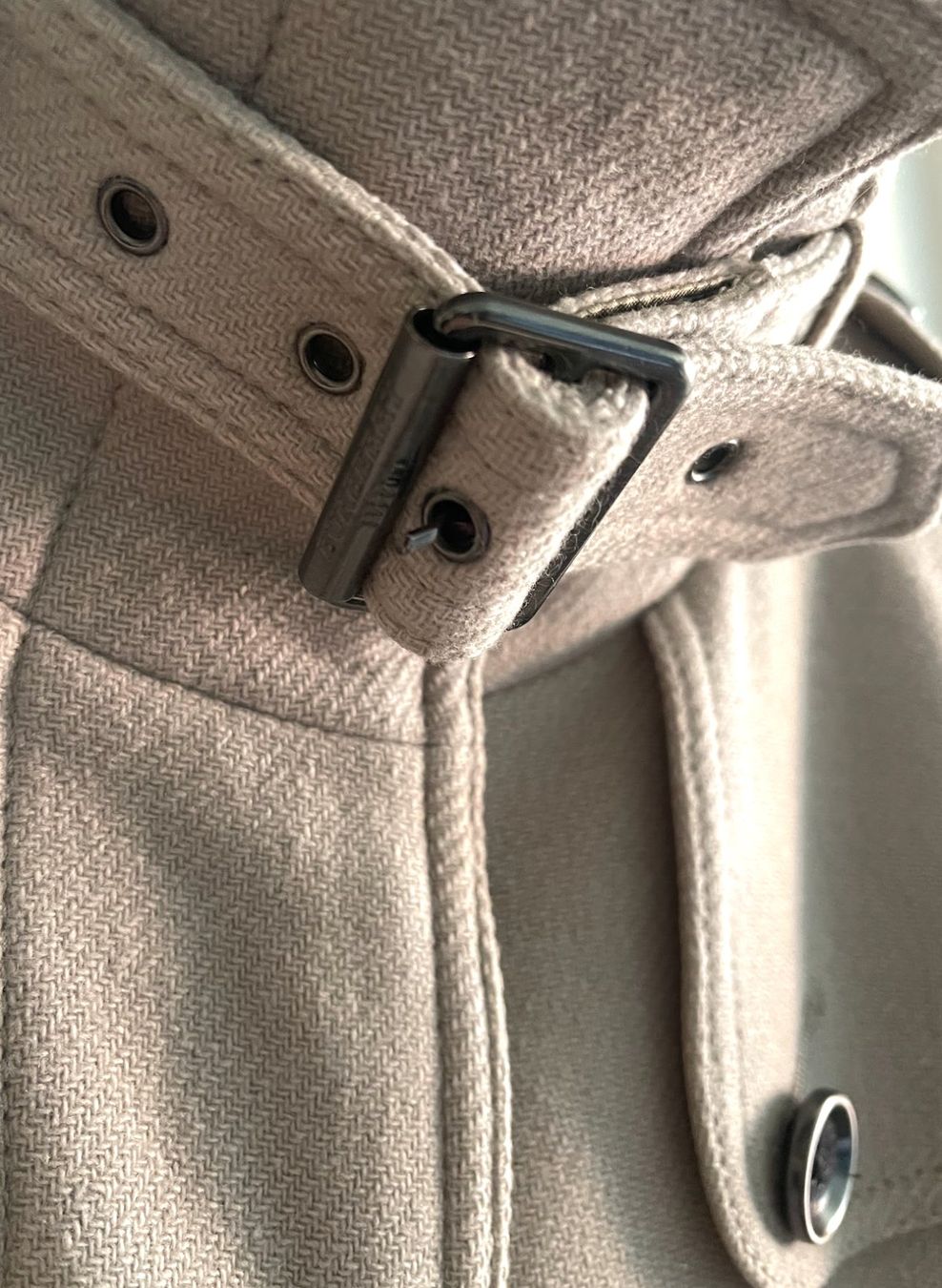 Burberry Cappotti: Burberry Brit wool-cashmere blend coat – Usato da Zürich venduto da aliiix 6