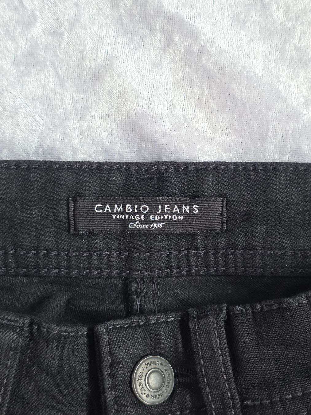 Cambio Jeans: Damenhosen-CAMBIO – Nuovo (secondo la descrizione) da Pfäffikon SZ venduto da hrs_k2tn 1