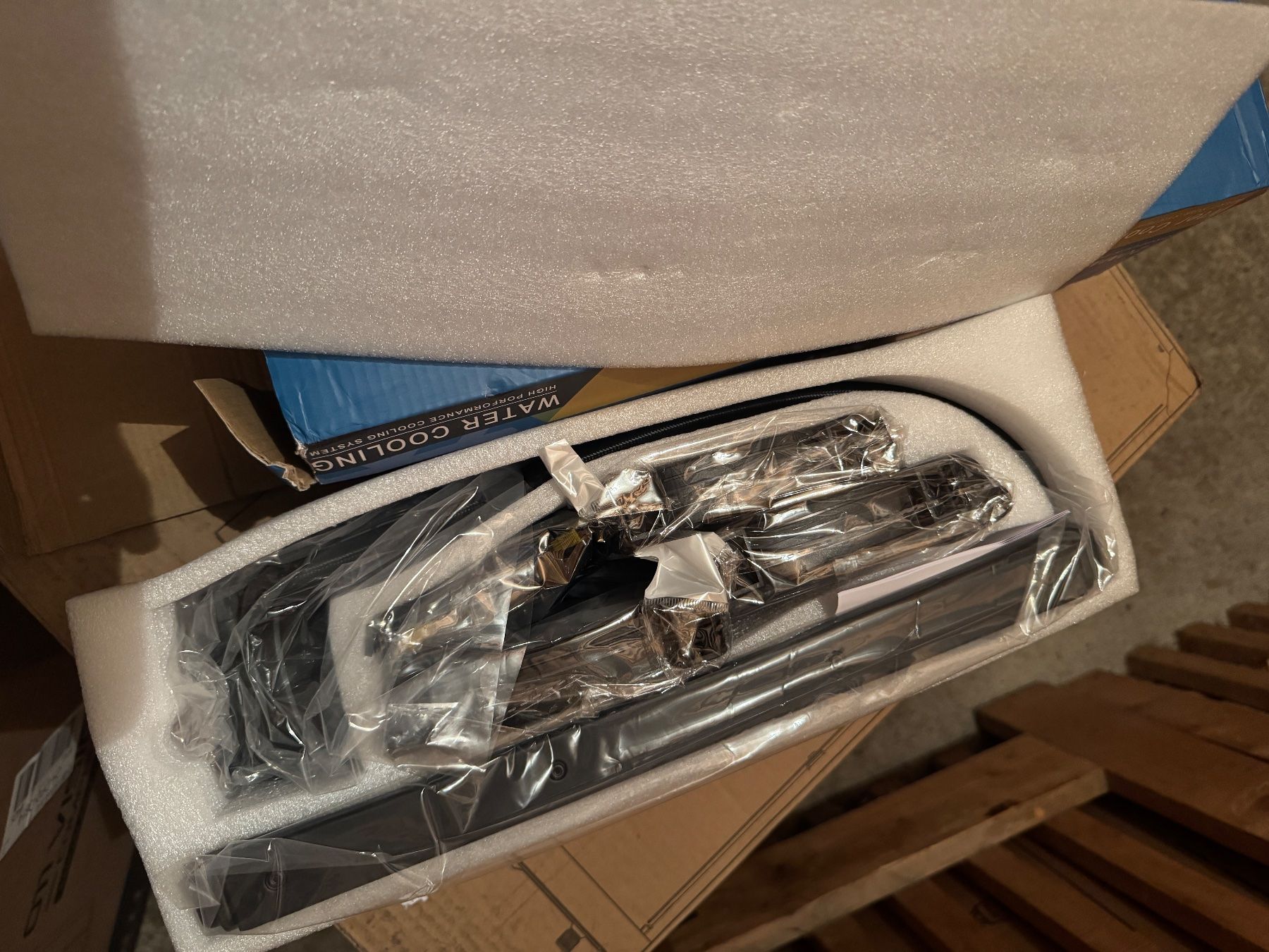 Componenti elettronici: CPU WaterCooling ARGB 360 Intel / AMD – Nuovo (secondo la descrizione) da Neuchatel venduto da Mr-Nobody 3