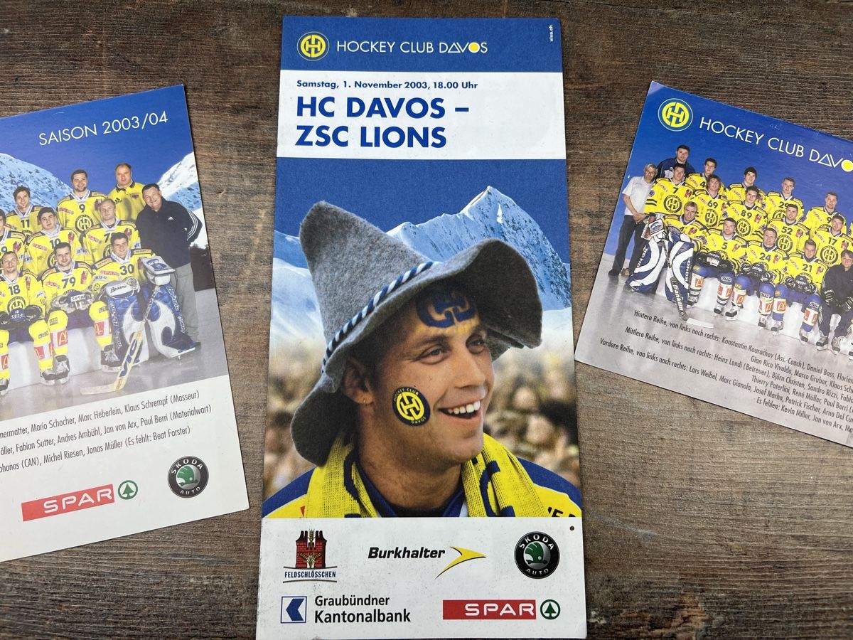 Documenti: HC Davos Manschaftsbild Matchprogramme 2002/03 – Usato da Hallau venduto da R.R.91 2