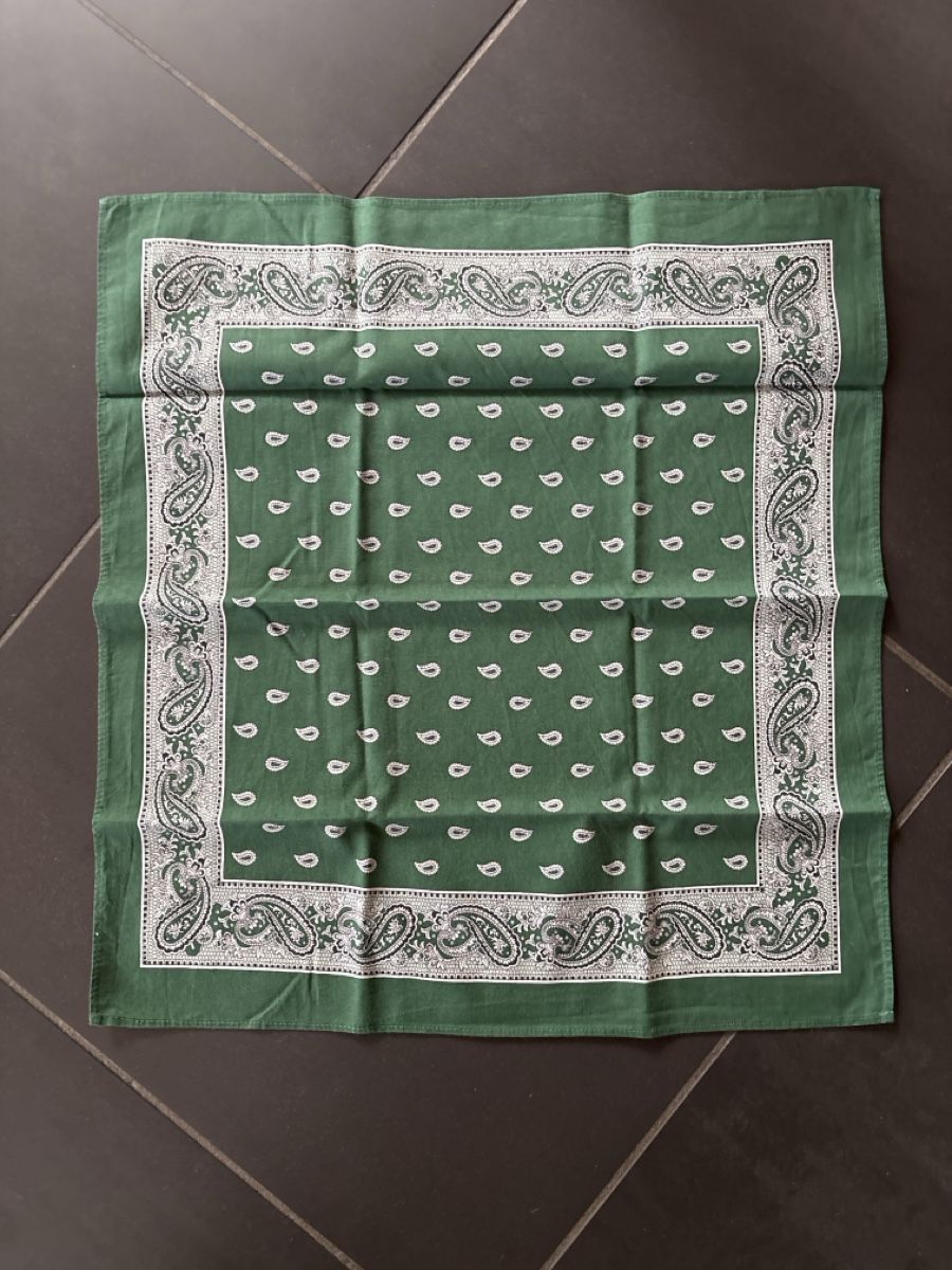 Autres vêtements & accessoires: 4 Originale Glarnertüchli – Neuf (Voir description) à Knonau par ReMaaaan