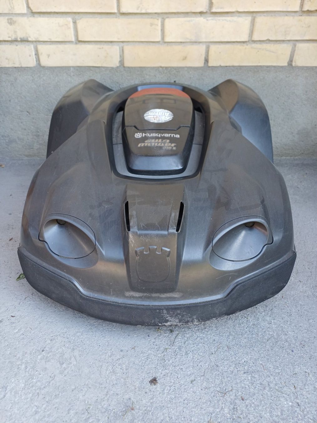 Husqvarna Tagliaerba: Husqvarna Automower 330X – Difettoso da Sempach Station venduto da Sachs77 1