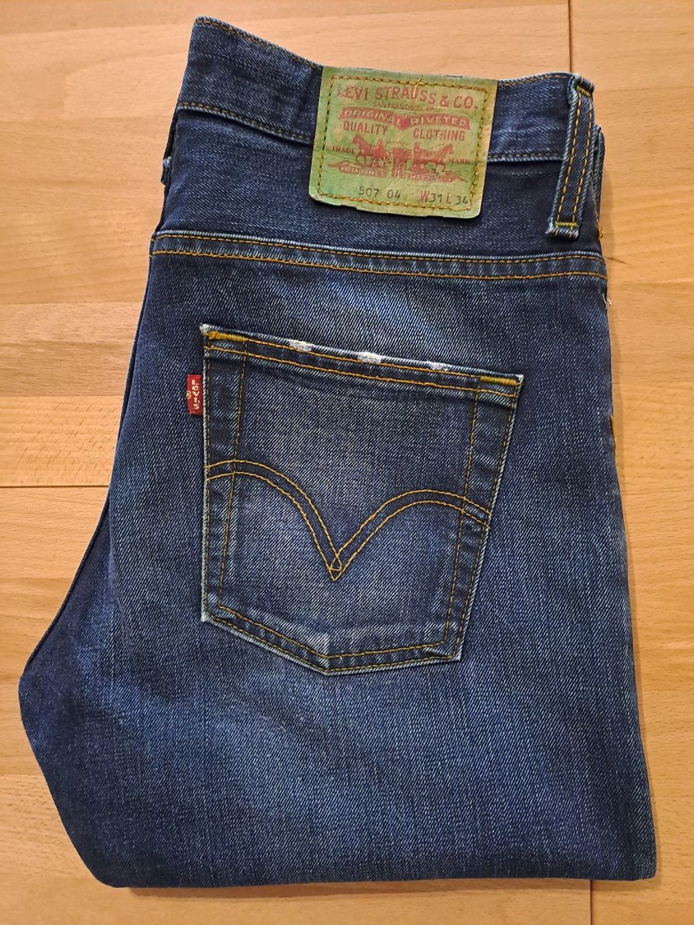 Levi's Jeans: Levis 507 W33 L34 – Usato da Meyrin venduto da dijin